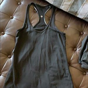 Lululemon racer black tank top!
